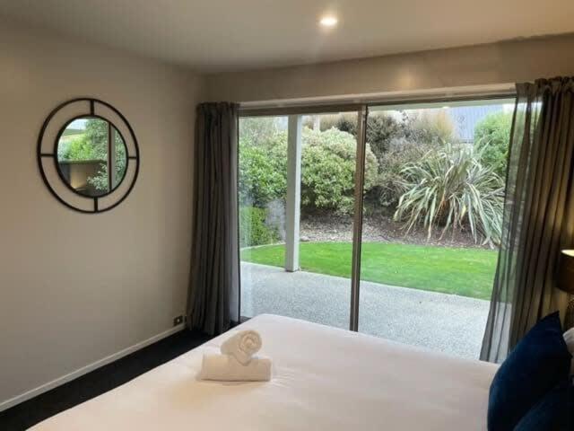 Alpine Retreat Villa Wanaka Dış mekan fotoğraf
